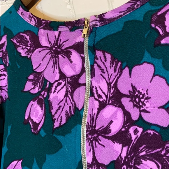 LuLaRoe Floral Pocketed Dress - Picture 4 of 9